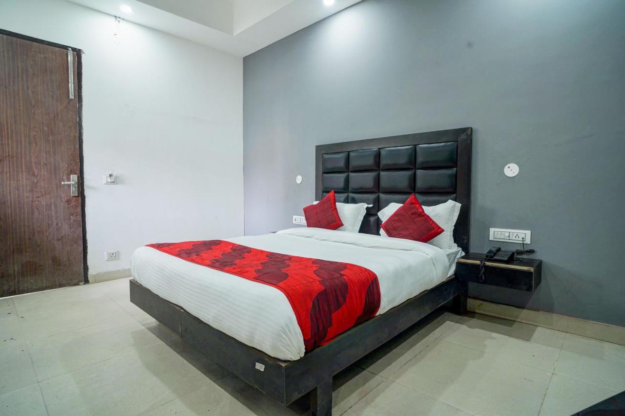 Hotel Red Snapper Neu-Delhi Exterior foto